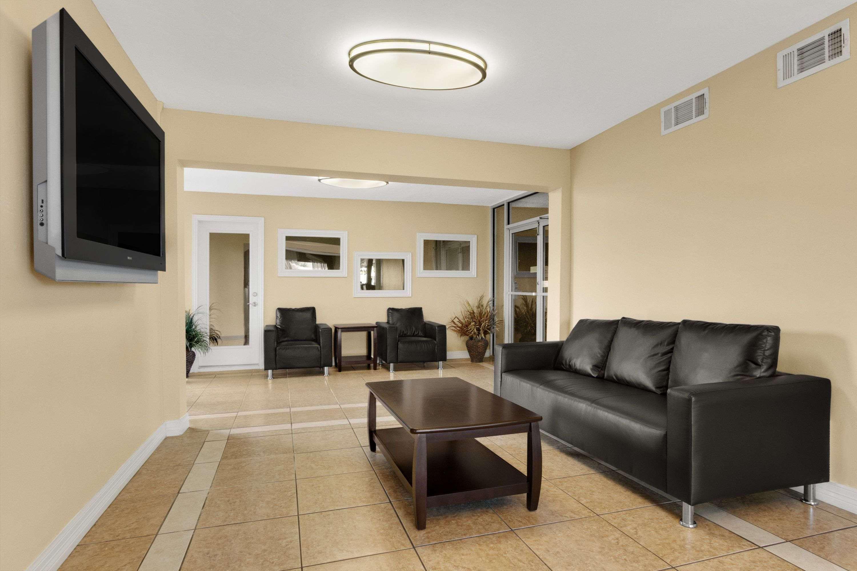 Motel Super 8 By Wyndham Worth Tx 2*